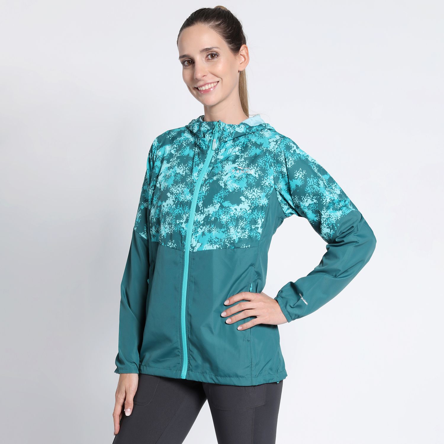 Cortaviento Banano Empacable Mujer
