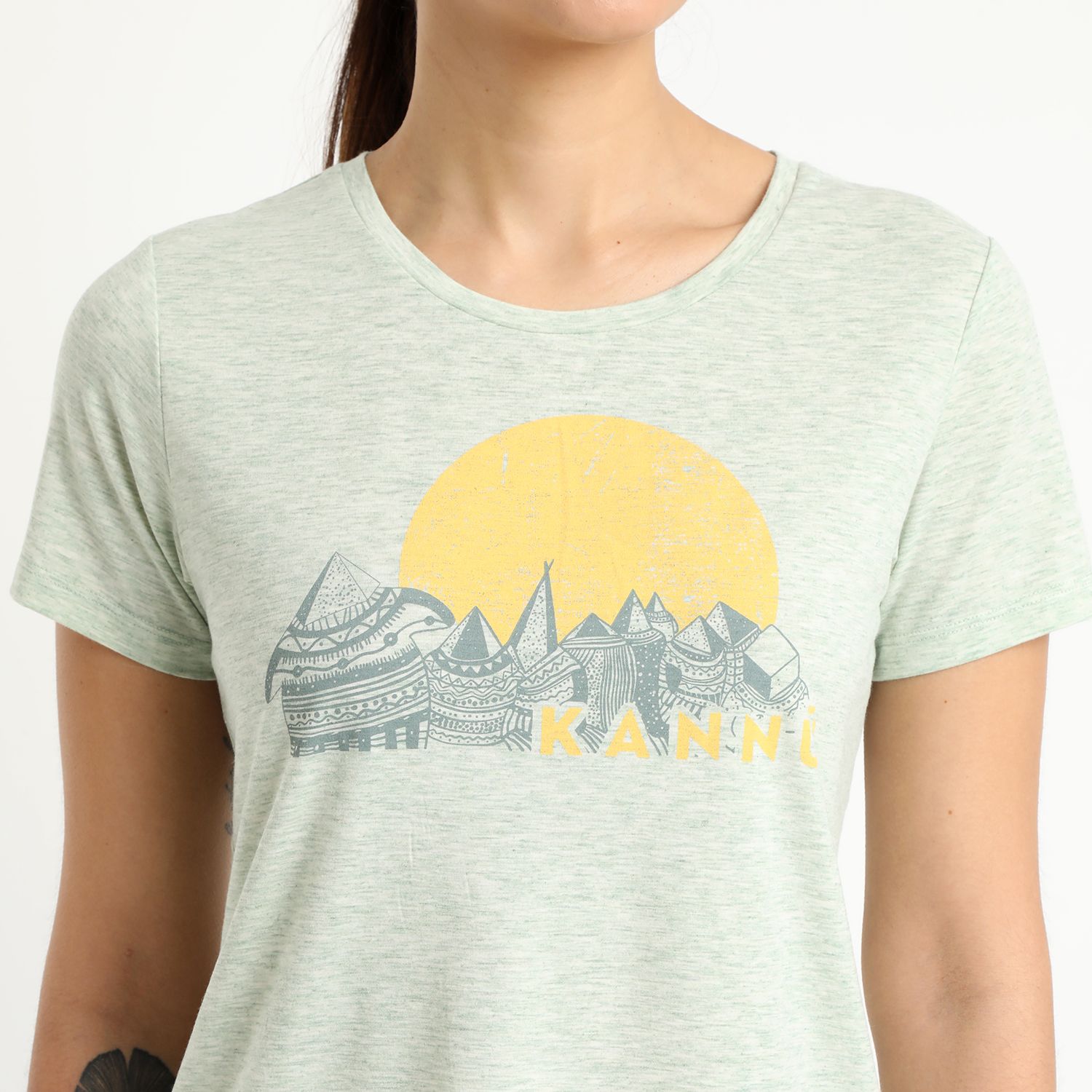 Polera Graphics Mujer